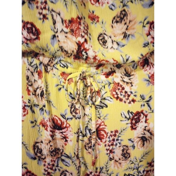 No comment off shoulder floral print romper with knot tie sleeve - Picture 7 of 10